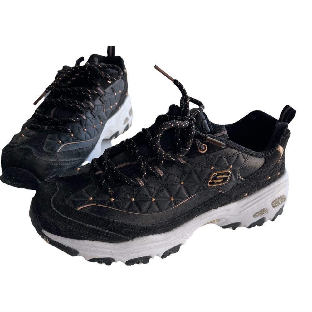 Skechers D’Lites air-cooled memory foam sneakers size 8.5 US black white